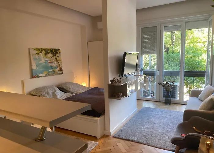 Blue Port Apartment In Ujlipotvaros With Free Parking